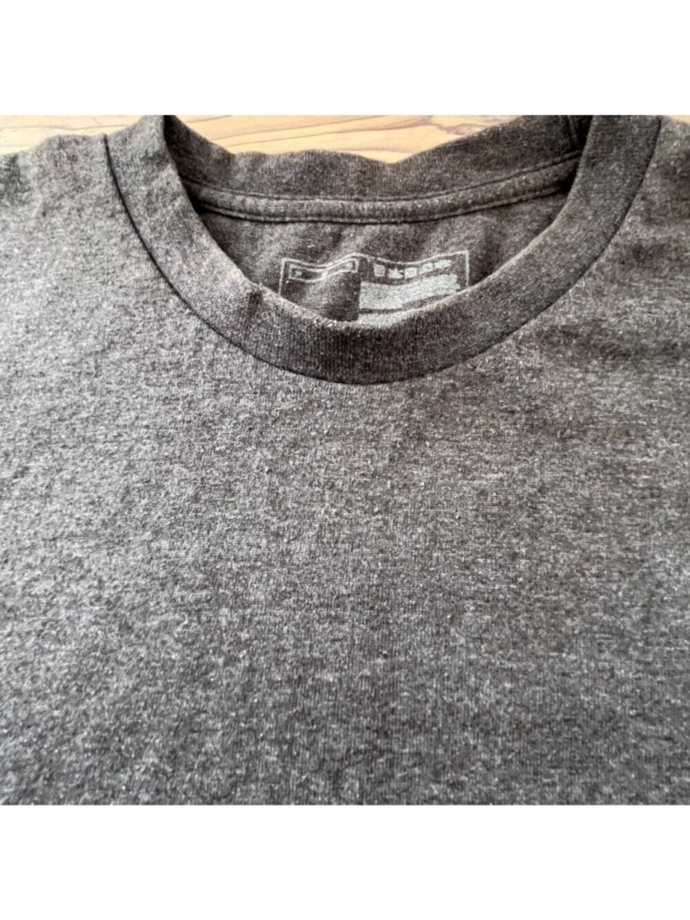 Nike Crew Neck T-Shirt Mens M Gray Embroidered Swoosh Short Sleeve - Picture 6 of 6